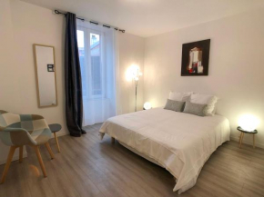 Deluxe Design - City Center Cosy Apartments